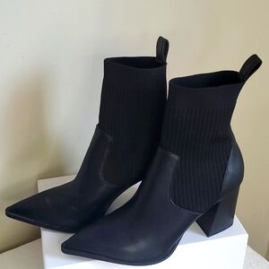 NWOT Open Edit Boots Fabric Manmade Black Classic ...READ